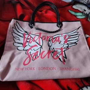 Victoria's secret weekender bag